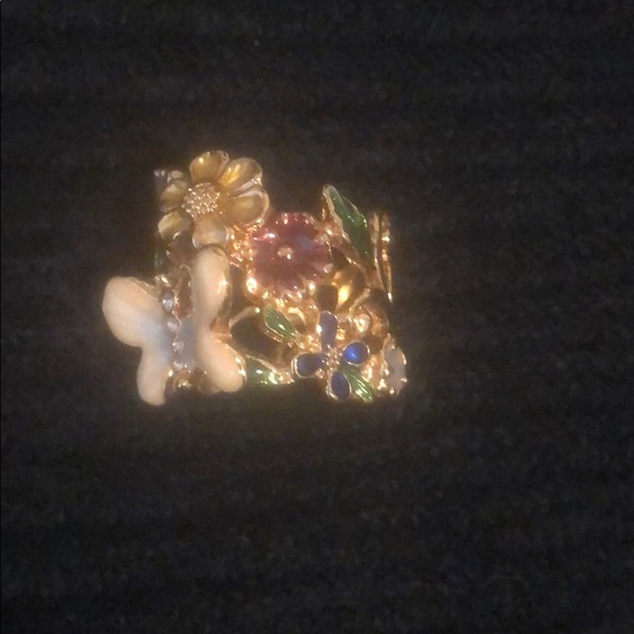 Guess Enamel Gold Tone Ring - Picture 4 of 8